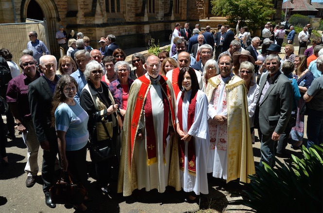 tracey-ordination-group-pic-cathedral-11-2016